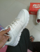 Sneakers (Bata)